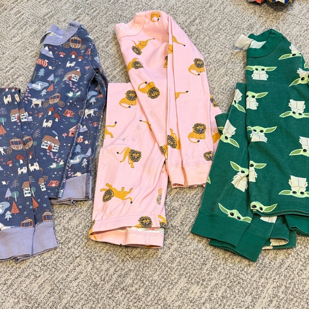 Three Hanna Pajamas sets